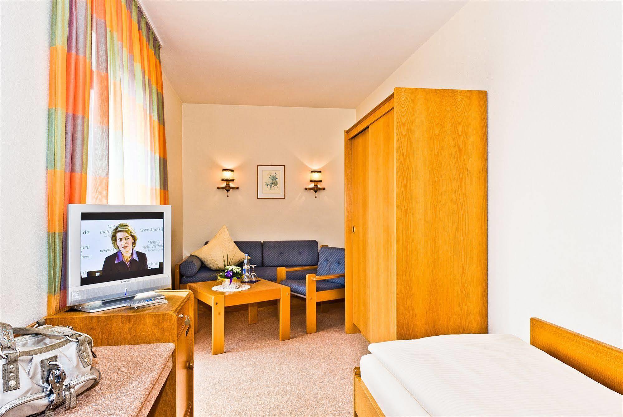 רוטנבורג אוב דר טאובר Hotel Merian Rothenburg מראה חיצוני תמונה